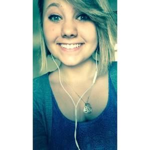 Meet your Posher, Danielle