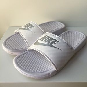 Nike Benassi Slides White