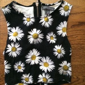 Kendall & Kylie Crop Tank