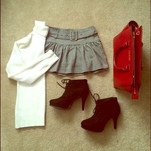 BOGO Black/White Skirt from Forever 21