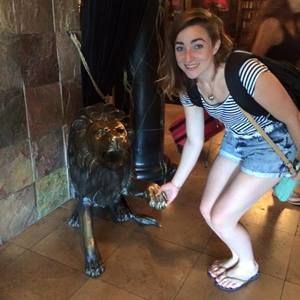 Meet your Posher, Evelyn