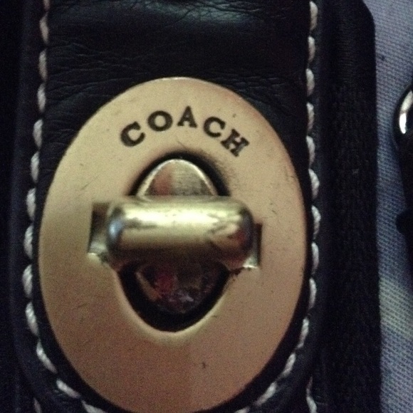 Coach bag - Picture 2 of 4