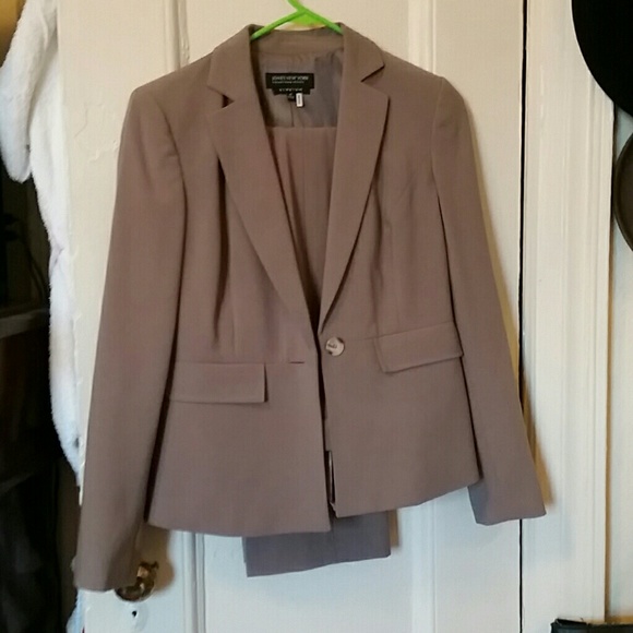 Jones New York Suit