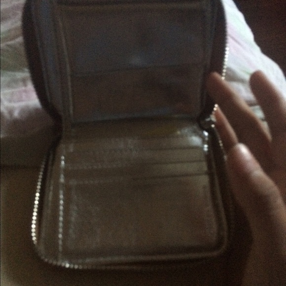 Wallet - Picture 2 of 3