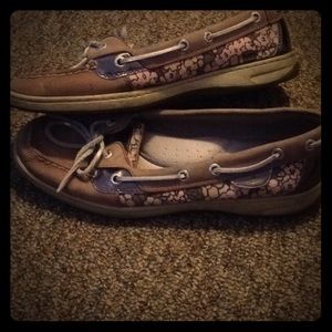 Sperry Top-Sider with design on side