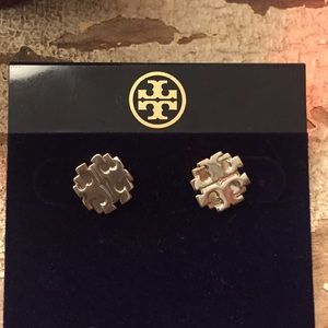 Large T logo stud earring
