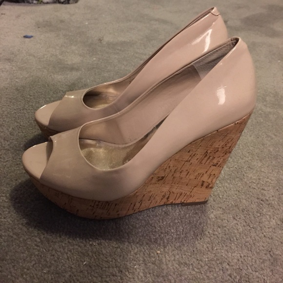 Jessica Simpson Wedge Heels - Picture 2 of 2