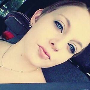 Meet your Posher, Carissa