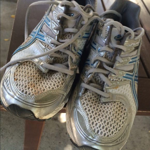 Women's ASICS Running Shoe.  Gel. 8.5. 💙