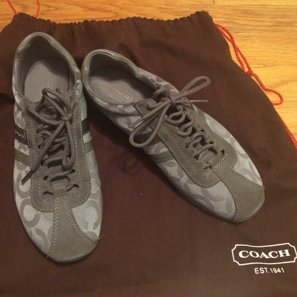 COACH KATHLEEN Grey sneakers 7.5