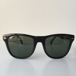 Ray-Ban RB4105 Folding Wayfarer 54mm