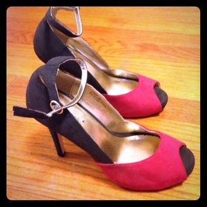 Red and black color-blocked heels