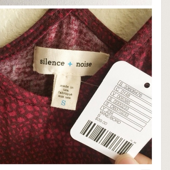 Silence + Noise Strappy Maroon Tank - Picture 4 of 4