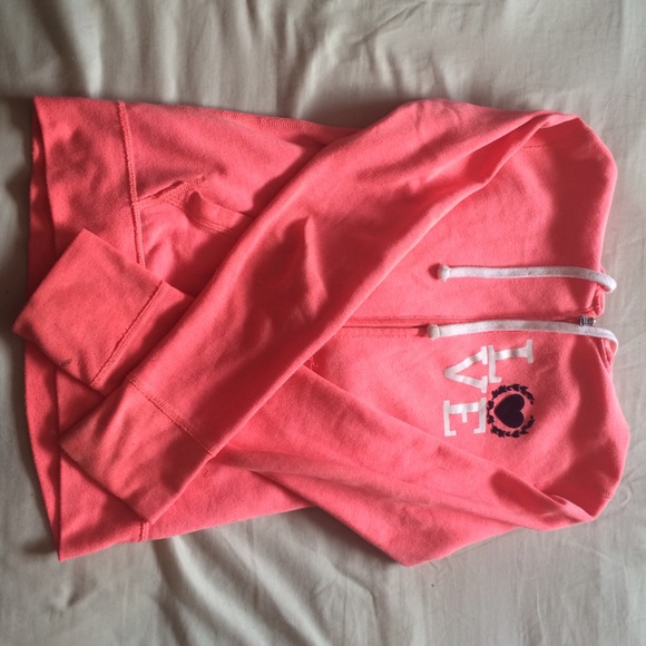 Love jacket - Picture 2 of 2