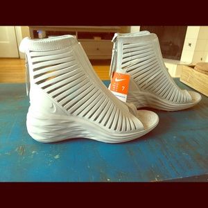 Nike Women's Lunarsandiator white gladiator sandal