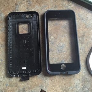 Black Lifeproof Iphone 6/s Case