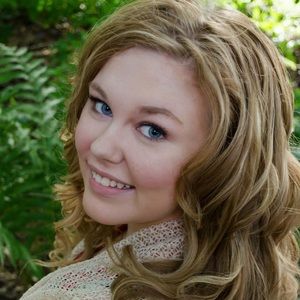 Meet your Posher, Savannah