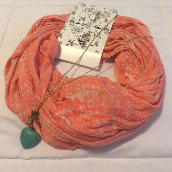 Coral scarf