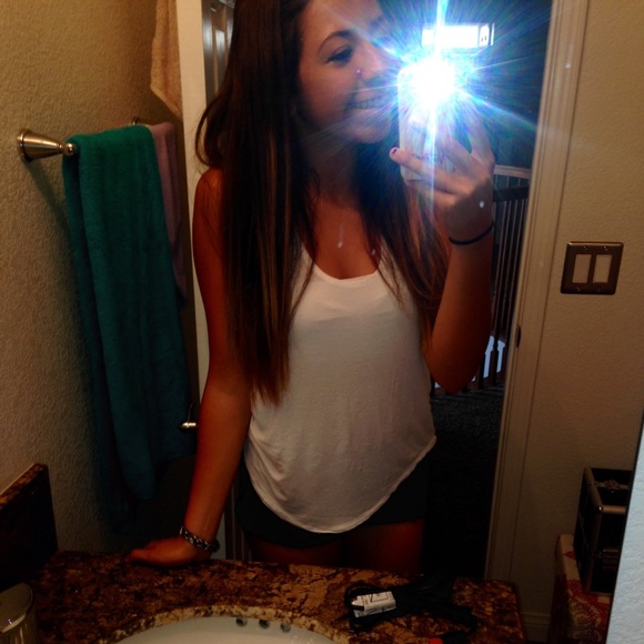 Meet your Posher, Savie