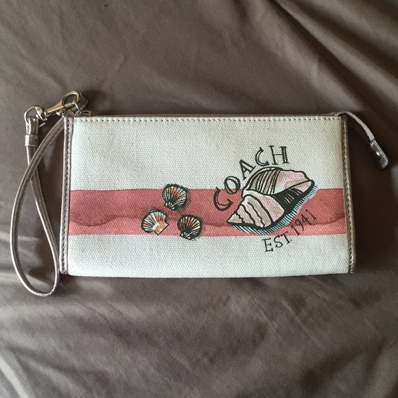 Authentic Coach Wristlet/ Wallet