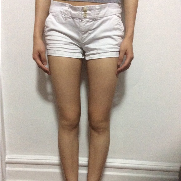 American eagle white shorts