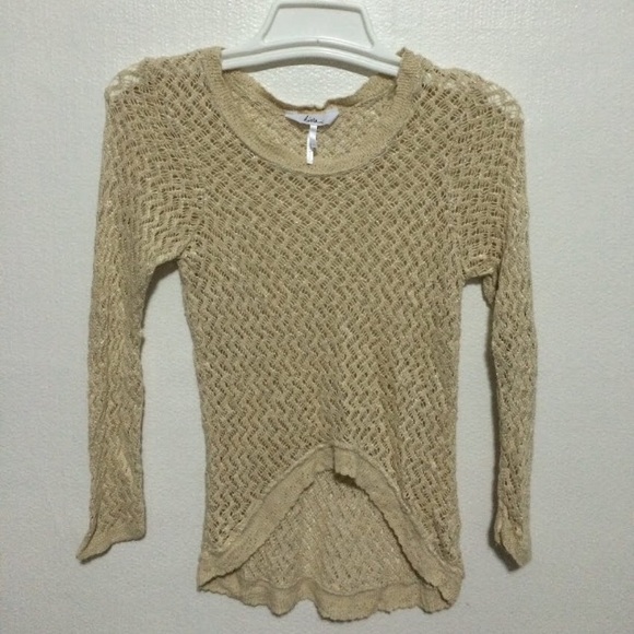 Nwot crotchet sweater