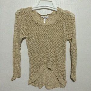 Nwot crotchet sweater