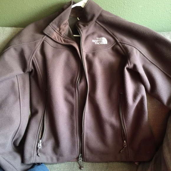 Ladies North Face Zip Up - Picture 2 of 3