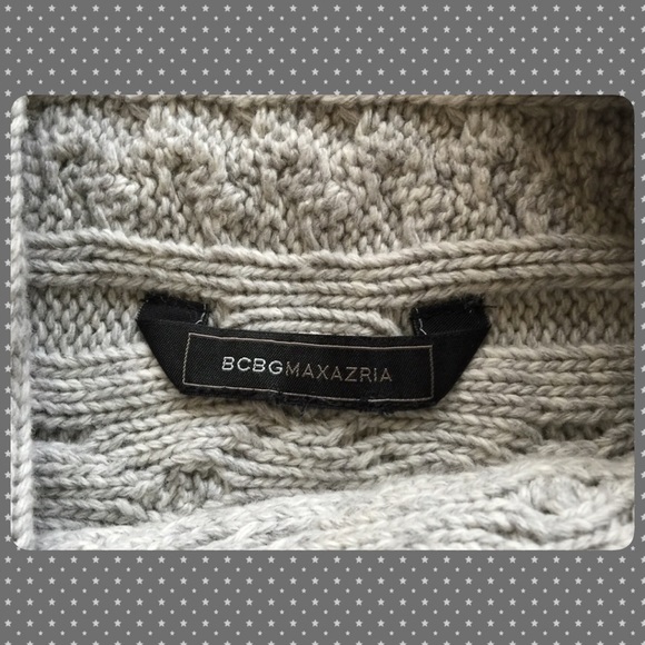 BCBG MaxAzria scarf - Picture 2 of 2