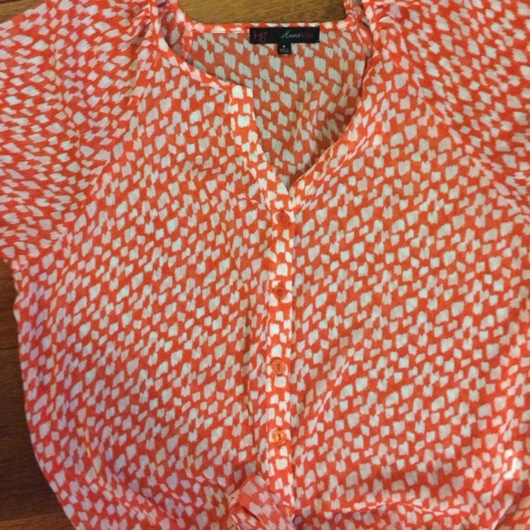 π«SOLD π«Preppy Patterned Cropped Blouseπππ - Picture 2 of 3