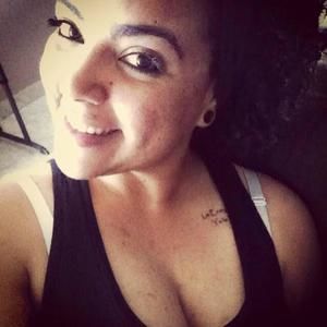 Meet your Posher, Yajaira