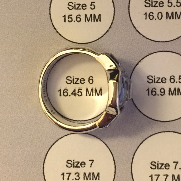 Lia Sophia Privy Ring - Like New! - Picture 3 of 4