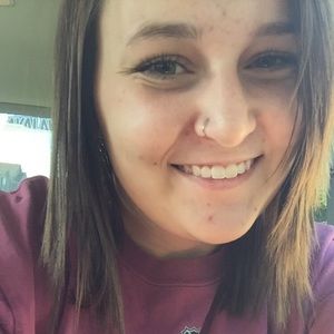 Meet your Posher, Jacy