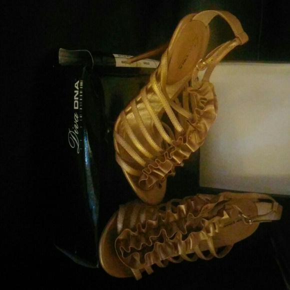 Gold Diva Heels