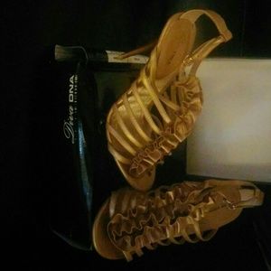 Gold Diva Heels