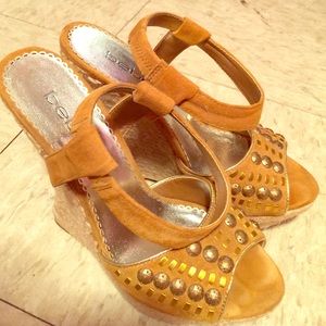 bebe Summer wedge Sandles