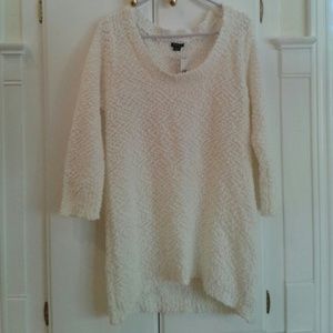 "Oversized" White Knitted Sweater