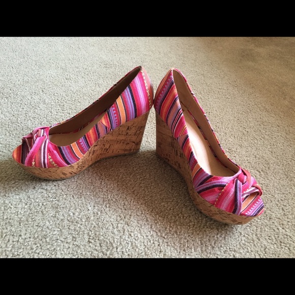 Tribal wedges worn once!