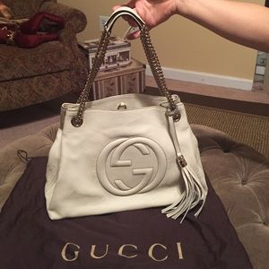 Gucci medium soho bag