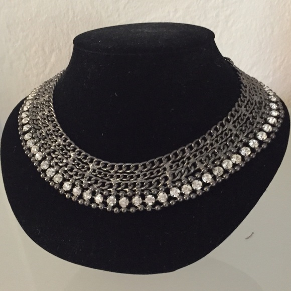 Bold Elements metal/zirconia statement necklace - Picture 1 of 2