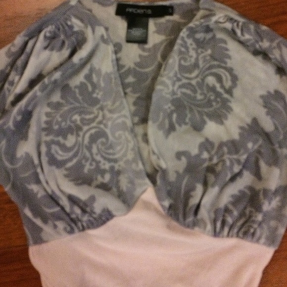 Almost Sheer Mesh Arden B. Patterned Blouse - Picture 2 of 3