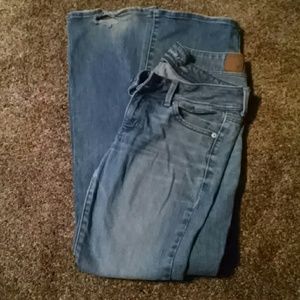 American Eagle Slimboot size 8 stretch