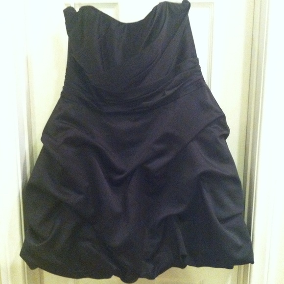 David's Bridal bridesmaid short pick up dress - Picture 2 of 3