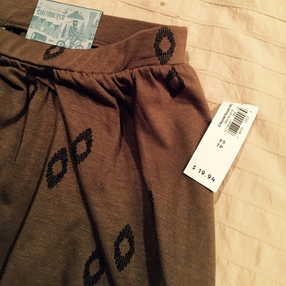 Cute skirt - Picture 2 of 2