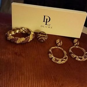 Classy evening ensemble. ..