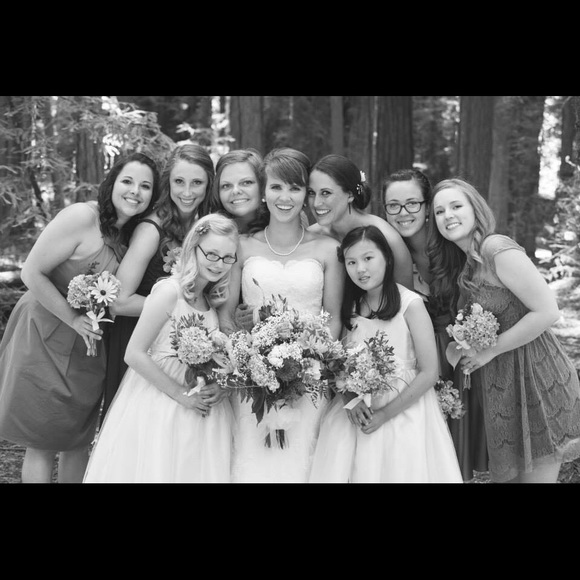 Meet your Posher, Hilary - Picture 1 of 1