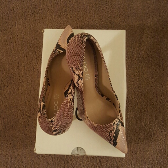 **SOLD** - Picture 2 of 3