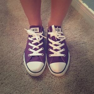 Size 3 Youth purple converse