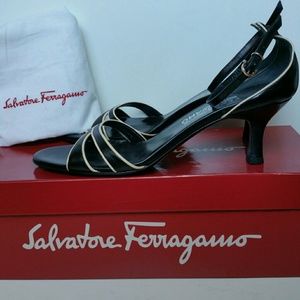 NEW Salvatore Ferragamo Black Sandals, Size 7.5 2A