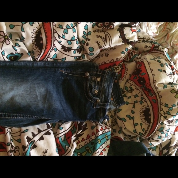 Jeans - Picture 2 of 4